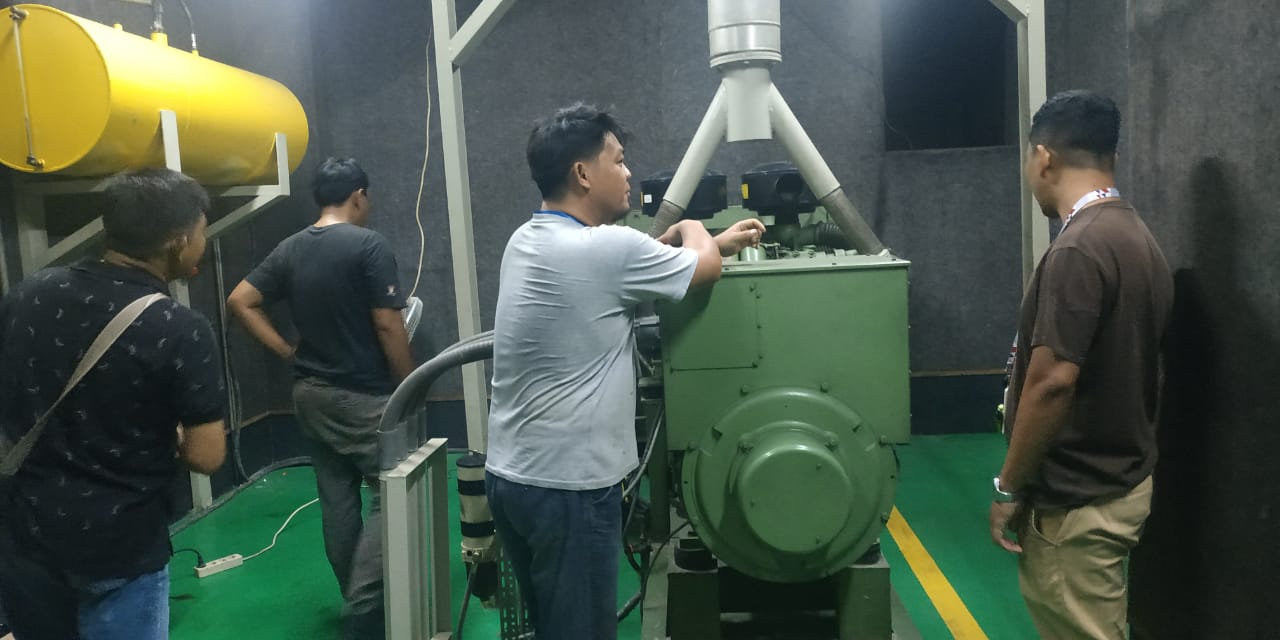Teknisi Asia Tehnik Sejahtera di lokasi