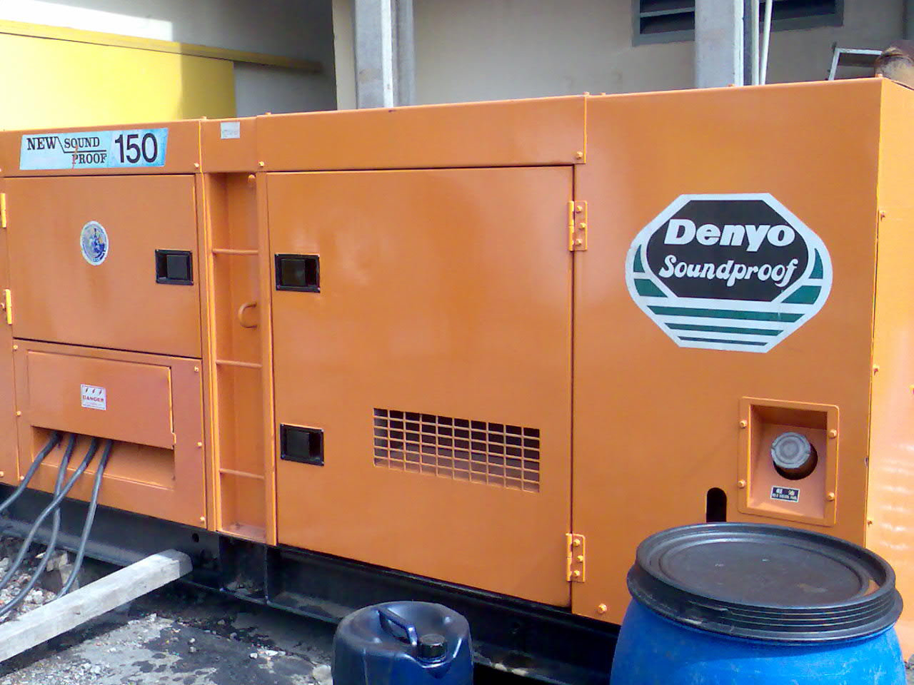 Unit genset Denyo