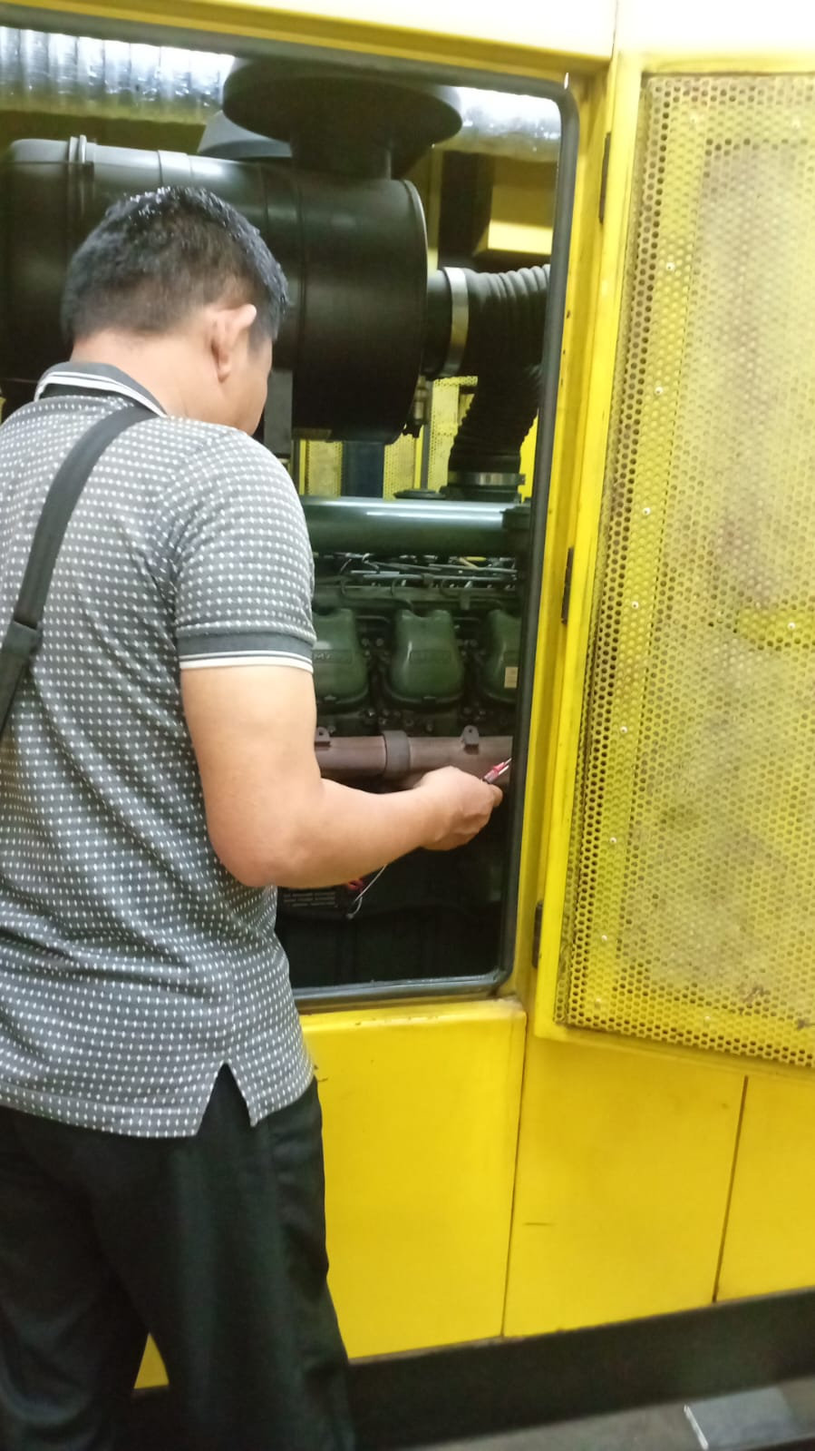 Teknisi Asia Tehnik Sejahtera di lokasi