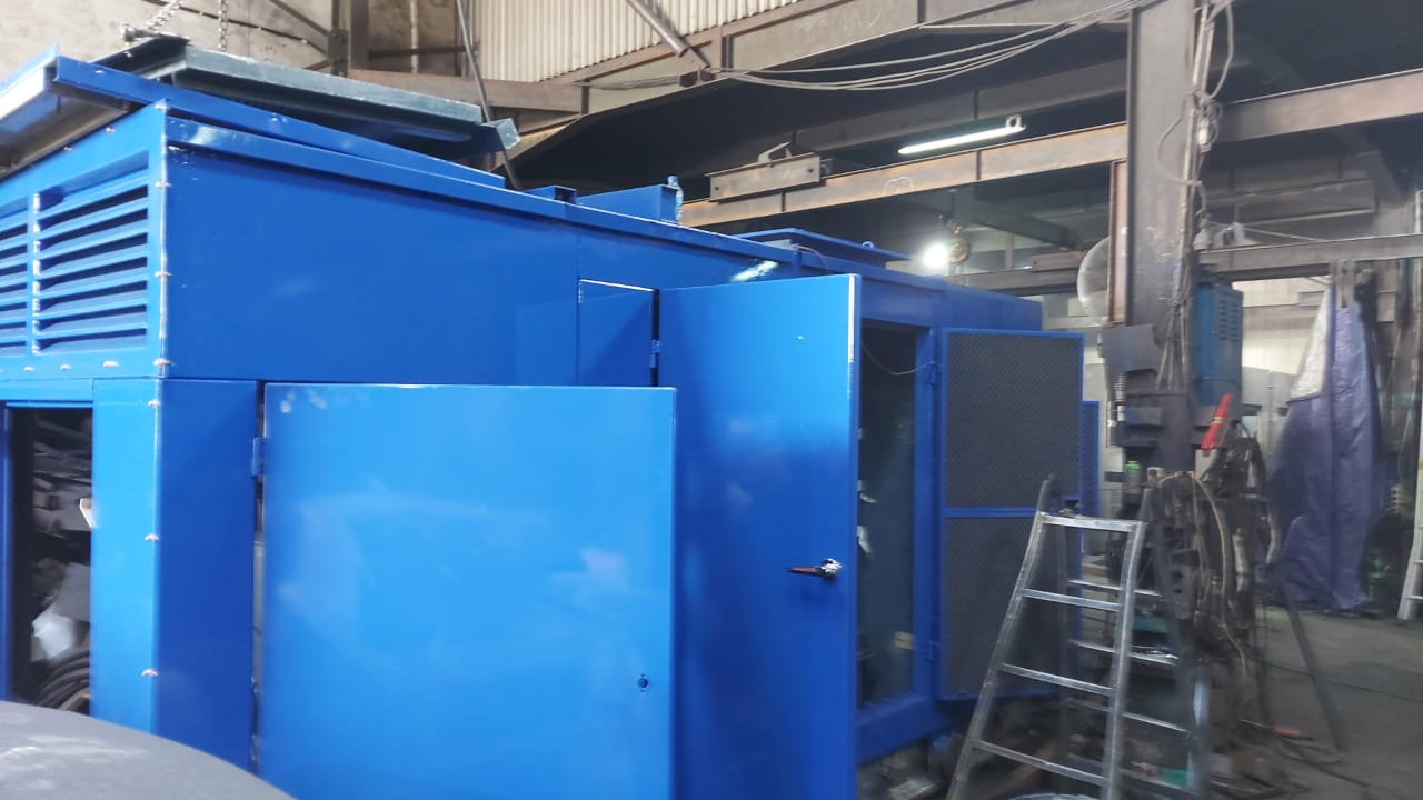 Suku cadang dan perlengkapan genset